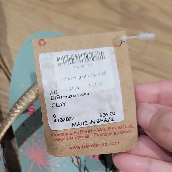 Havaianas Blue and Gold Sandals with Floral Design - Picture 6 of 7